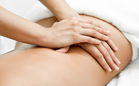 Massagem As Costas Massagem Terapeutica Leveaqua